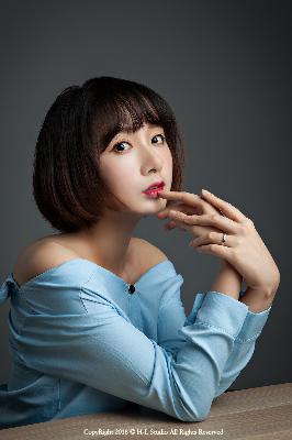 他的巨物撑开她的花缝的导演是谁